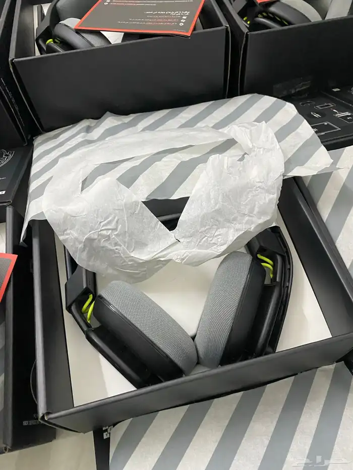 سماعة استرو A10 شبه جديدة ب 149 ريال 8