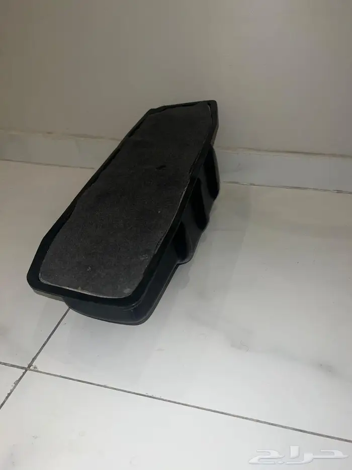 قطع غيار مرسيدس 560 و 300 12