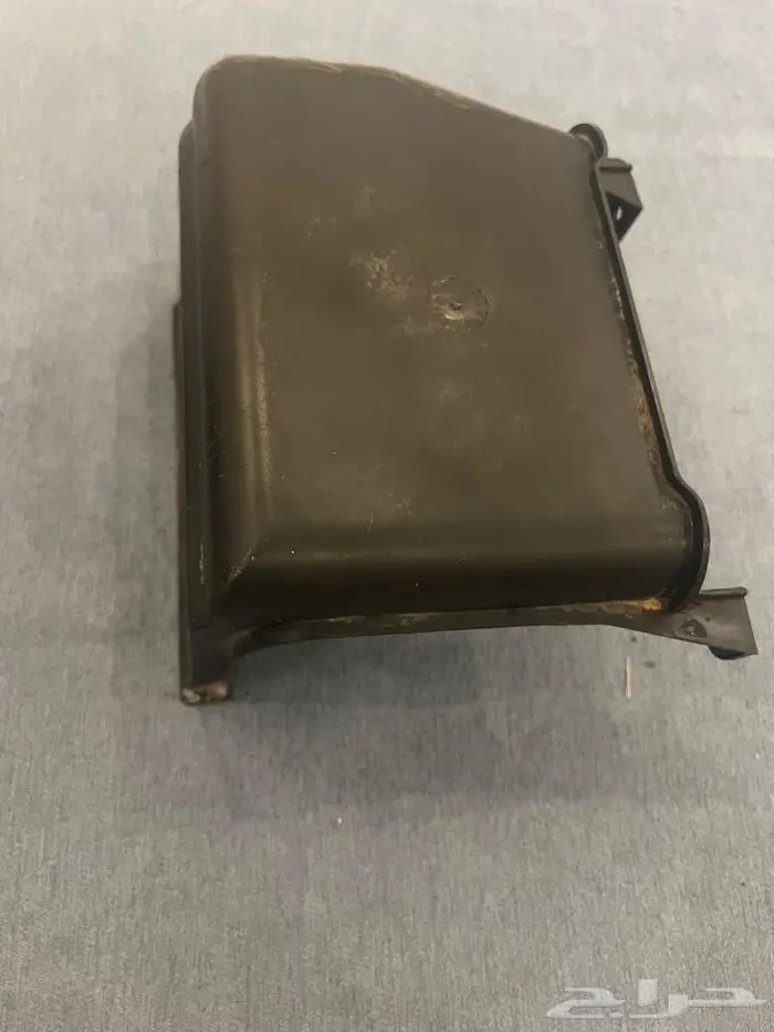 قطع غيار مرسيدس 560 و 300 3