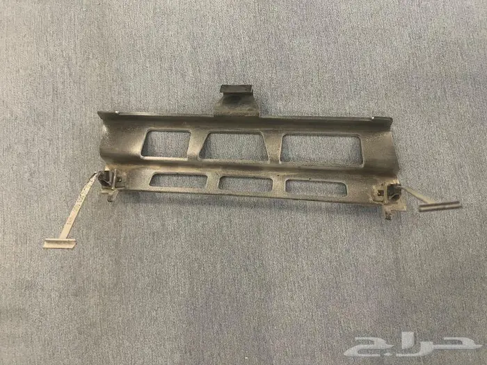 قطع غيار مرسيدس 560 و 300 15