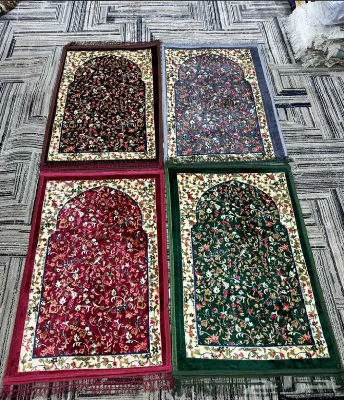 سجادات صلاة مبطن ثلاث طبقات ملمس ناعم 13