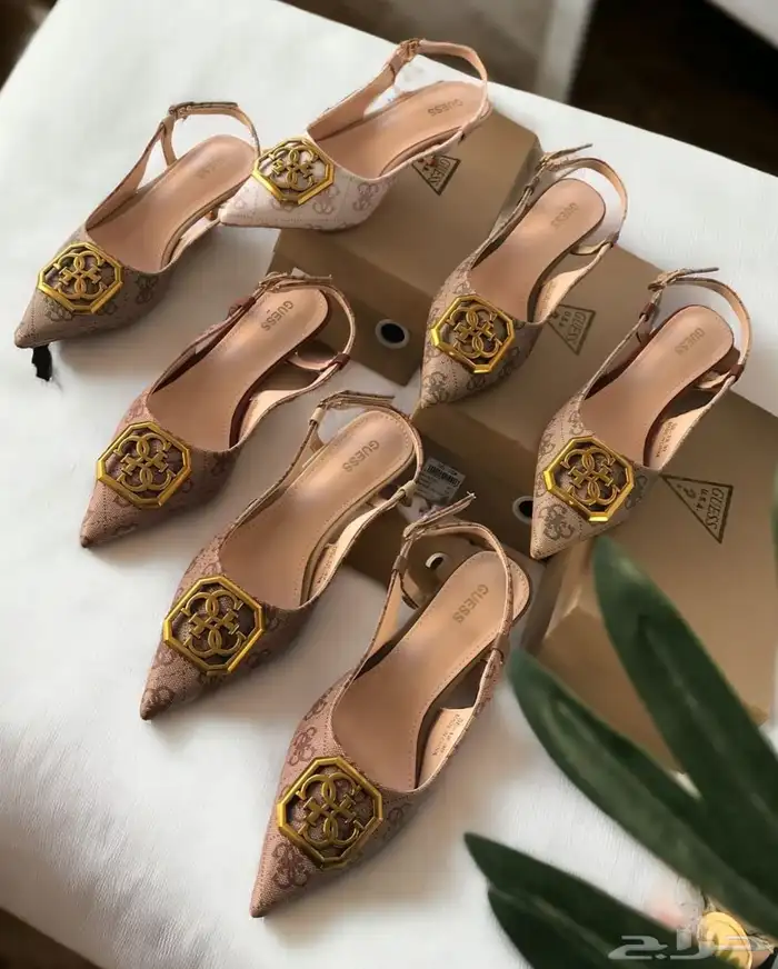 كعب هيلز ماركات 28