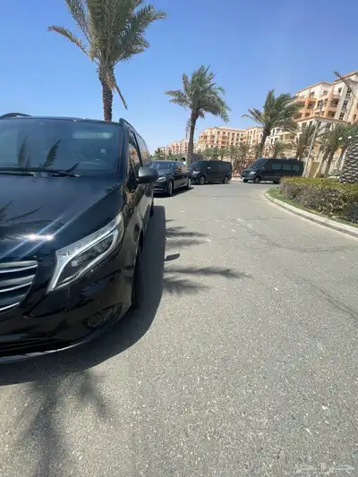 إيجار سيارة بالسائق مرسيدس فان 23 VIB 4