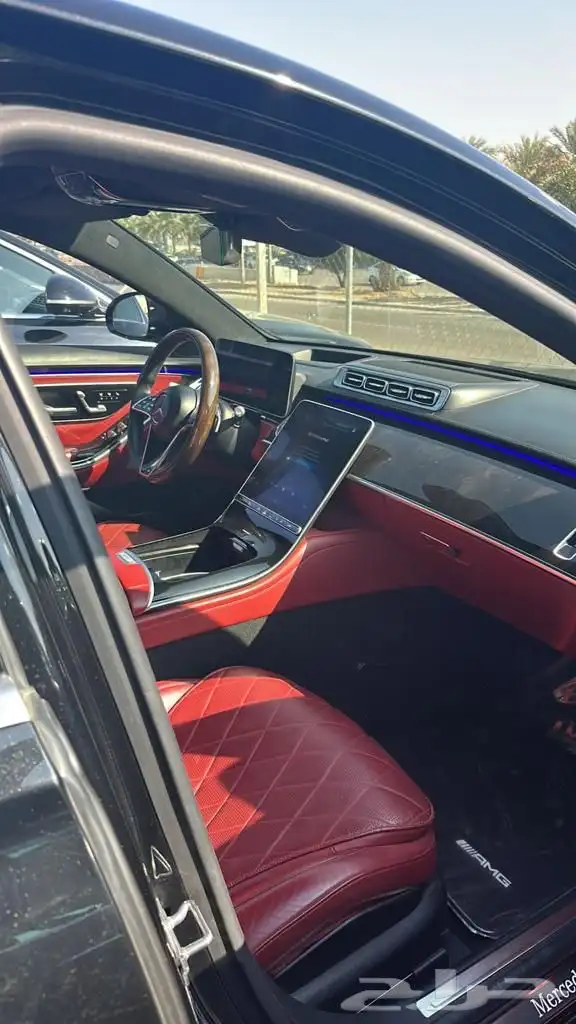 سيارات للايجار . 2