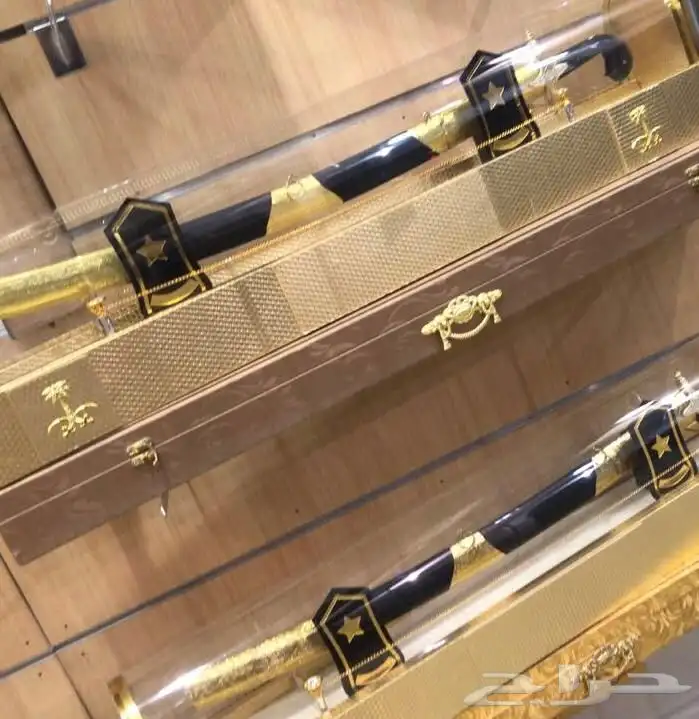 بشت زواج طقم هديا تخرج سيف ترقية درع تخرج ملازم 20