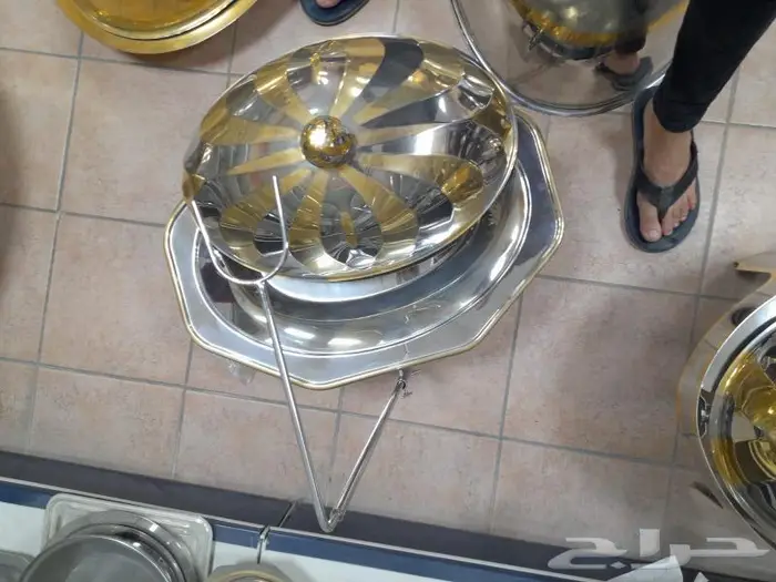 سخان كوزى بيضاوى بحامل الغطاء وسط ذهبى وفضى 6