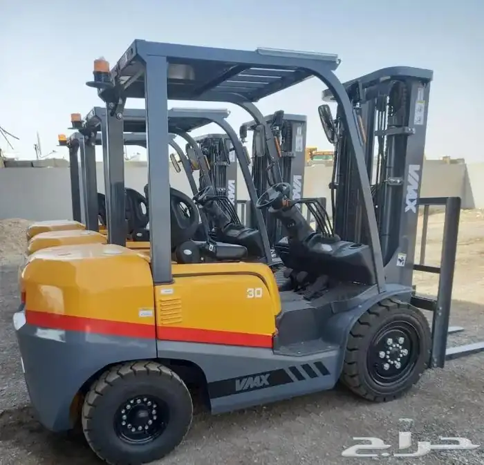 رافعة شوكية فوركلفت للايجار تاجير رافعات ايجار رافعة شوكية 2