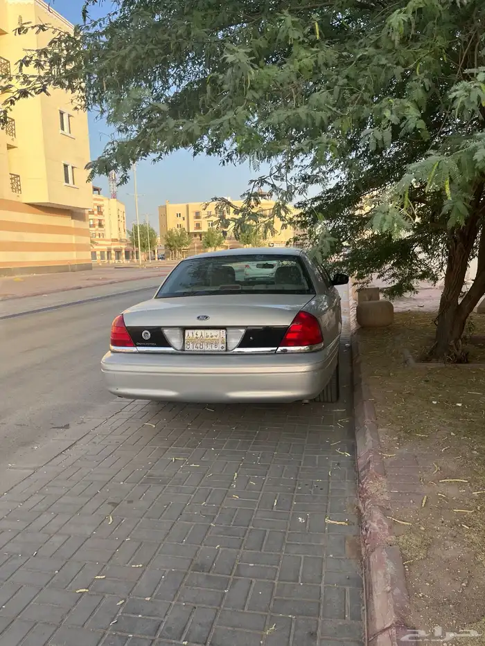 فورد كراون فاكتوريا 4