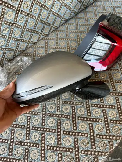 مرايه سوناتا 2023 واسطب خلفي يمين 0