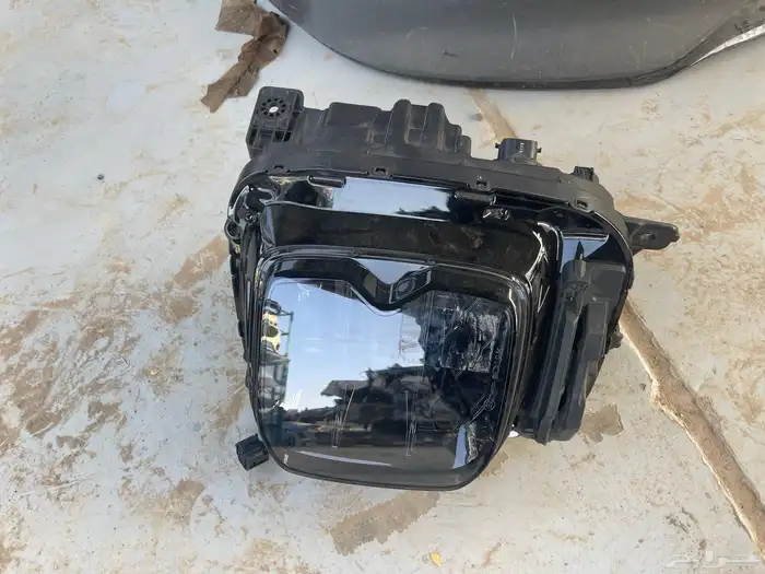 شمعه يسار ازيرا عادي مديل 2024 0