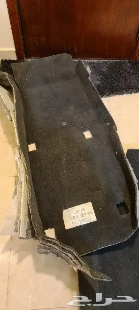 للبيع فرش داخلي اصلي نظييف كورفت C6 3