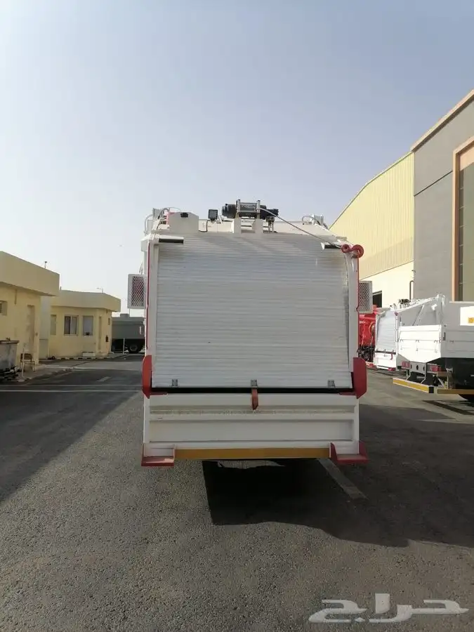 للإيجار مكبس نفايات ضاغط 2023 كذلك حاقن حاويات 2023 2