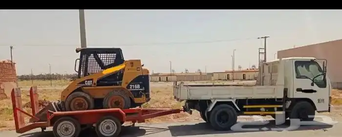 بوبكات شيول صغير ودنا قلاب للايجار 0