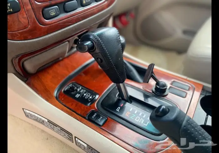 لكزس LX470 موديل 1999 سعودي (مخزن) ممشى 109 الف 30