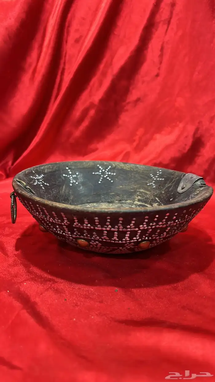 قدح خشب مرشوم 0