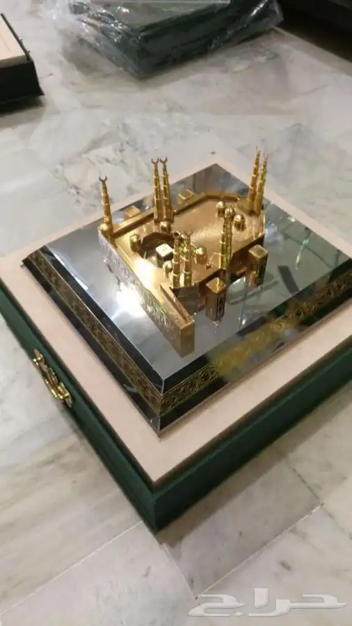 ميداليات واعمال معدنية 73