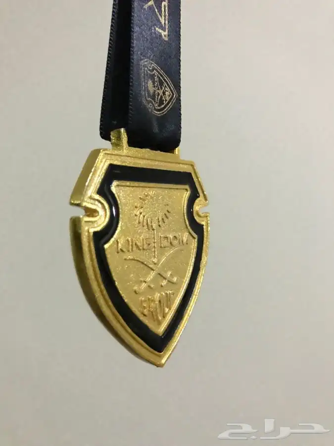 ميداليات واعمال معدنية 25