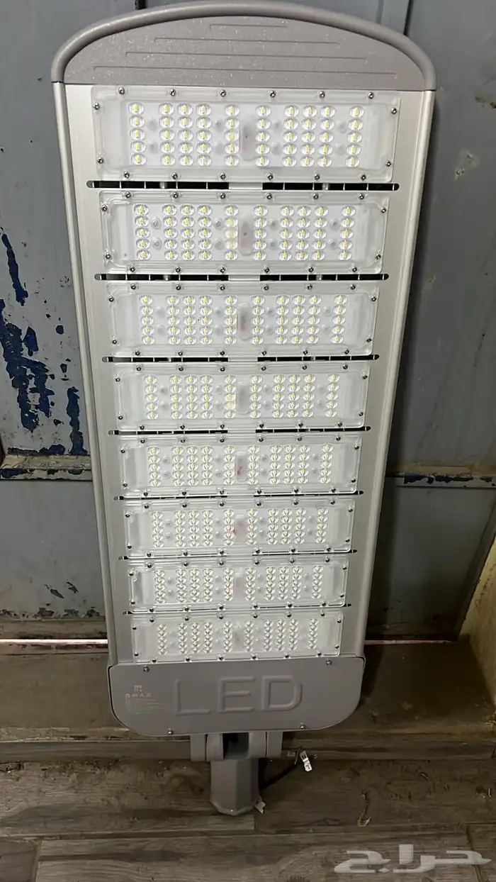 اعمدة وانارة   اعمدة دوكرية قواعد خرسانيه جميع انواع ليدات 18