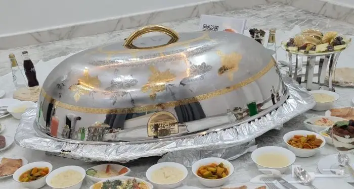 كوزى بيضاوى منقوش بالغطاء 2 مقاس ذهبى وفضى 2