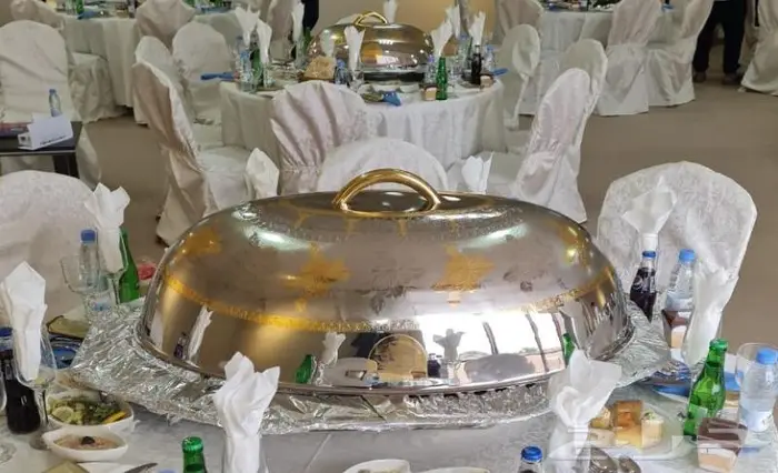 كوزى بيضاوى منقوش بالغطاء 2 مقاس ذهبى وفضى 3