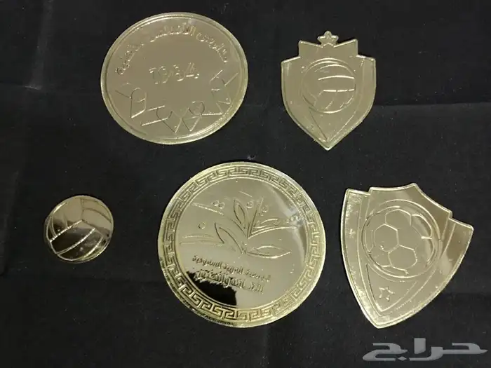 ميداليات واعمال معدنية 39