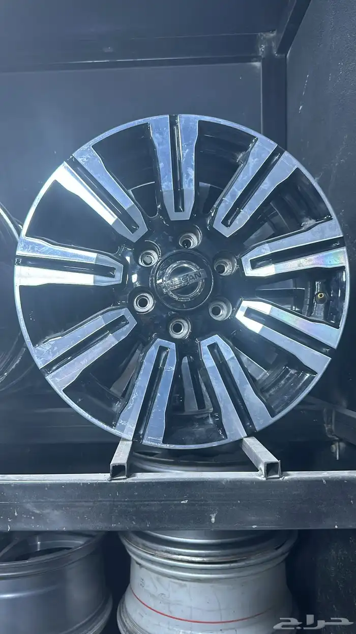 سلام عليكم جميع انواع الجنوط والكفرات الاثلي وصيني والفورجد 6