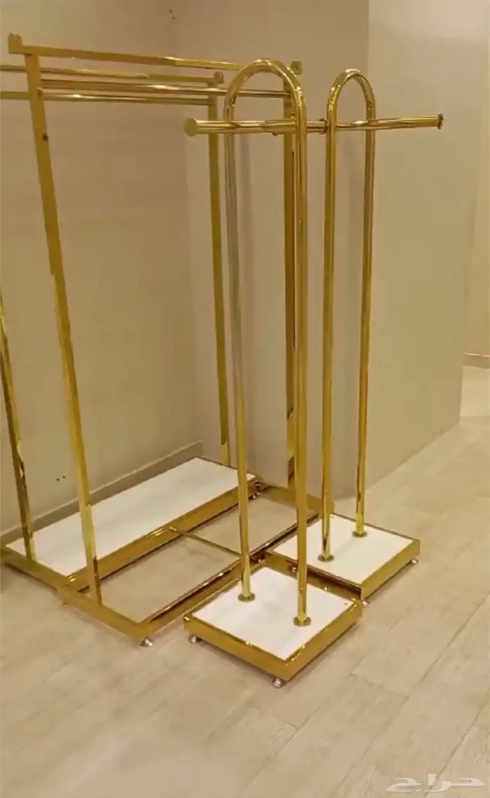 تأجير ستاندات ملابس للبوثات 0