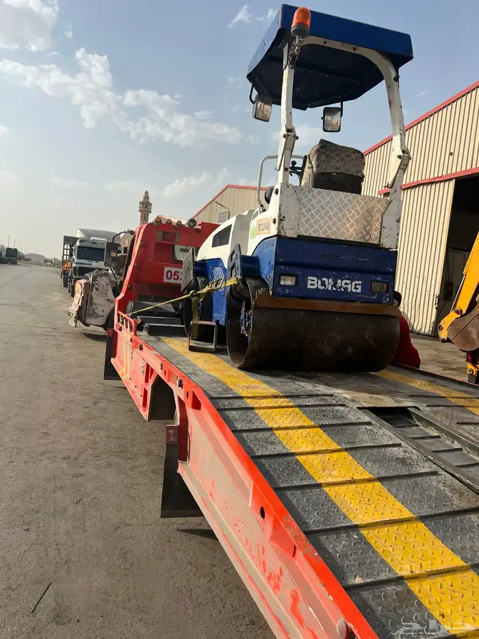 Boom Truck 10 Ton   forklift man lift   Bobcat  Roller  JCB 2