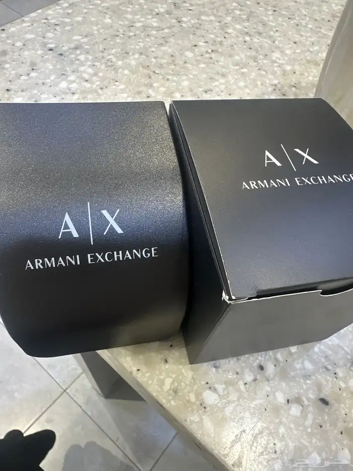 ساعة ارماني جديدة من اون تايم سعر الشراء 810 1