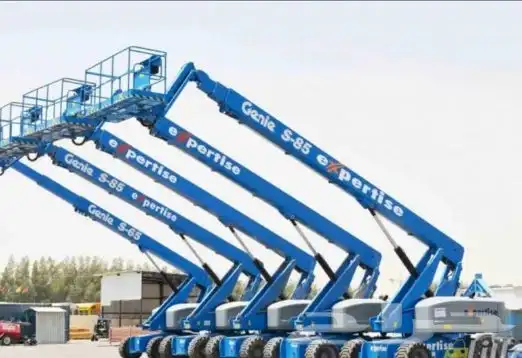 Boom Truck 10 Ton   forklift man lift   Bobcat  Roller  JCB 20