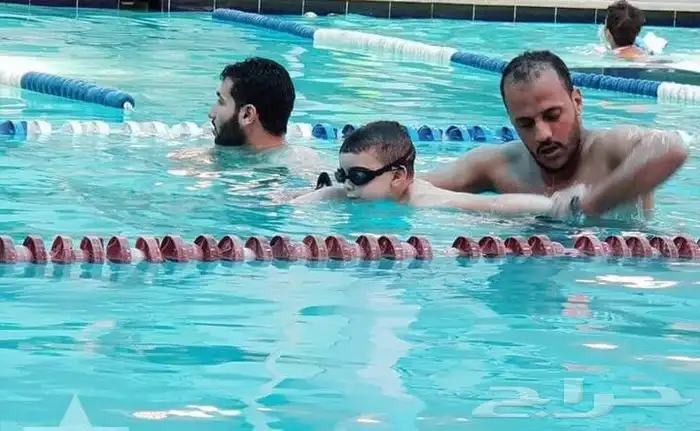 مدرب سباحه 3