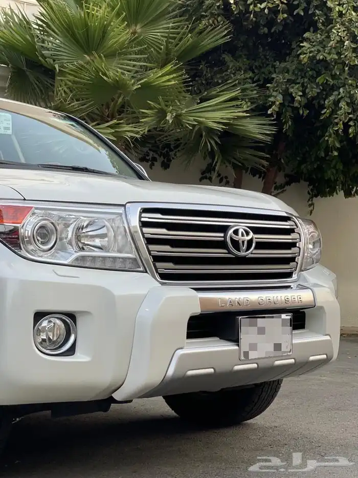 لاندكروزر GXR 2015 مخزن (( تم البيع )) 3