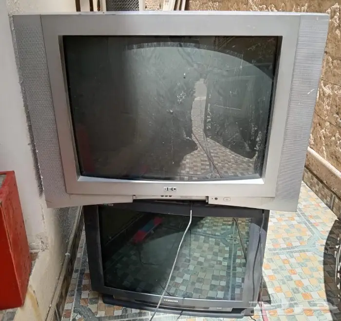 للبيع تلفزيونات 3