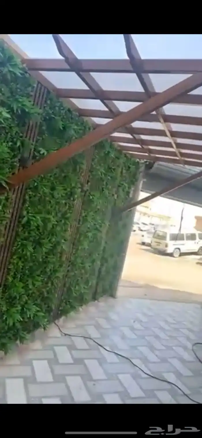 فيلا م 300 درج صالة مع شقة استثمار حي الشفا 7