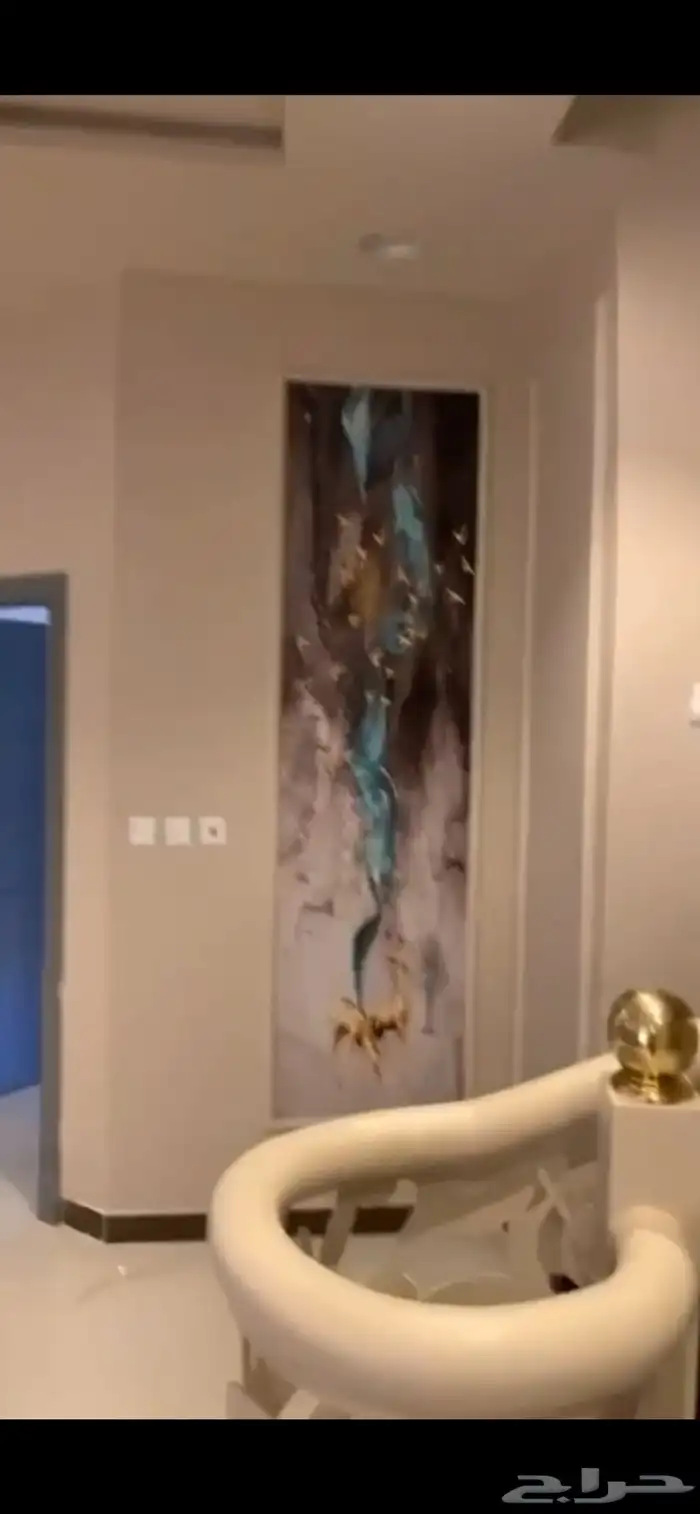 فيلا م 300 درج صالة مع شقة استثمار حي الشفا 5