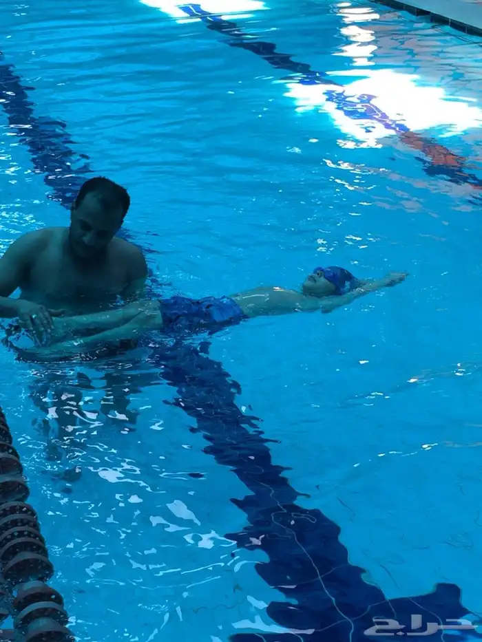 مدرب سباحه 6