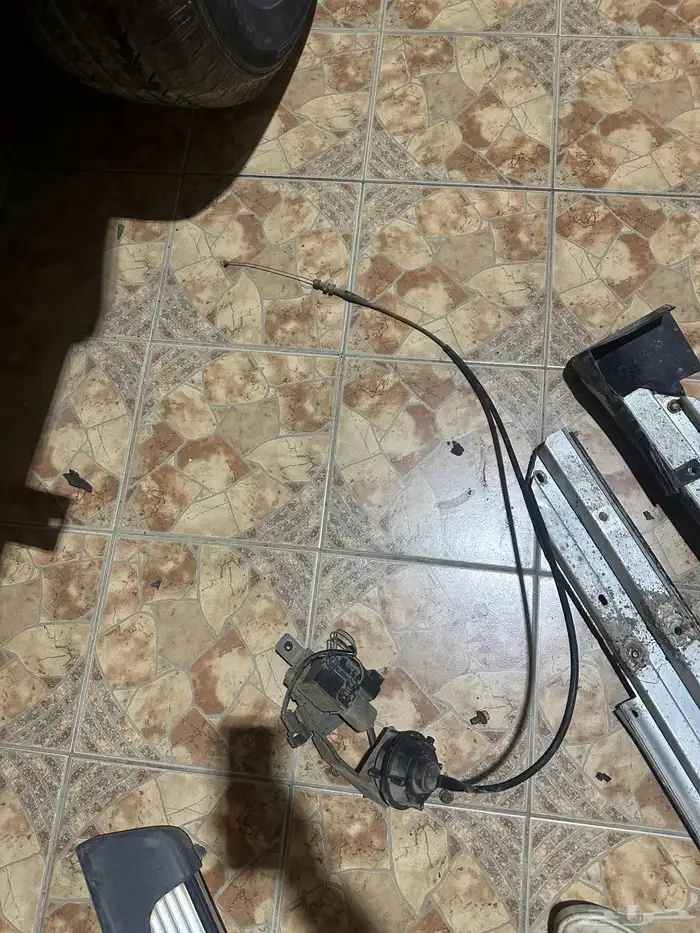 للبيع قطع نيسان باترول 2
