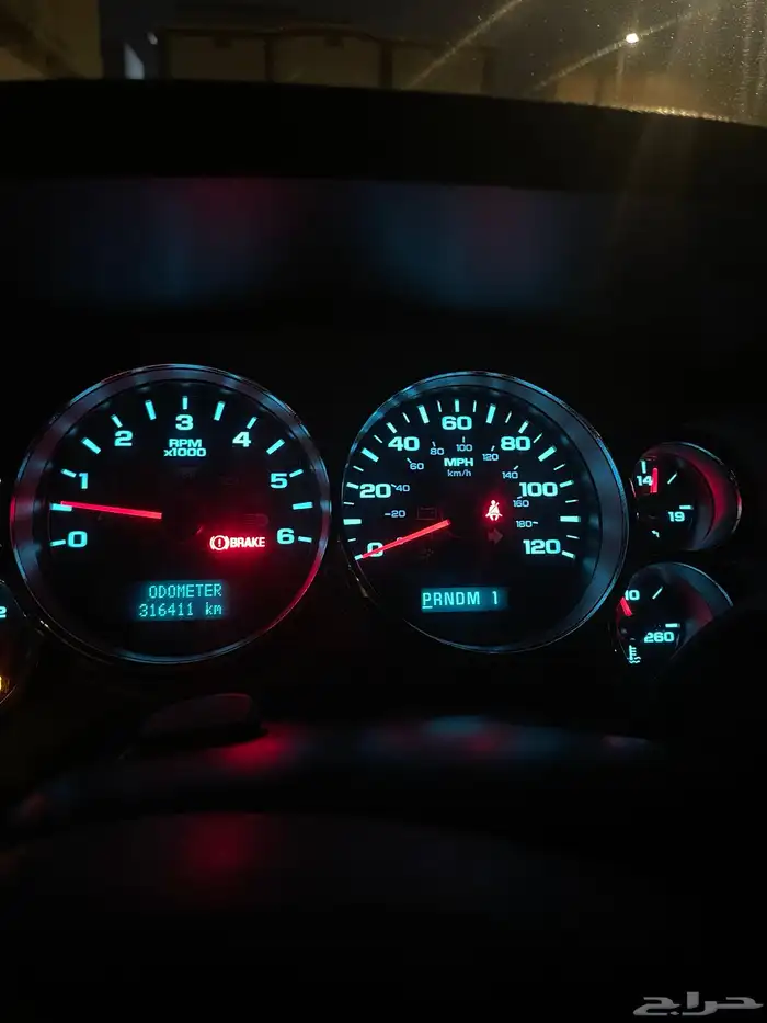 للبيع سلفرادو HD2500 8