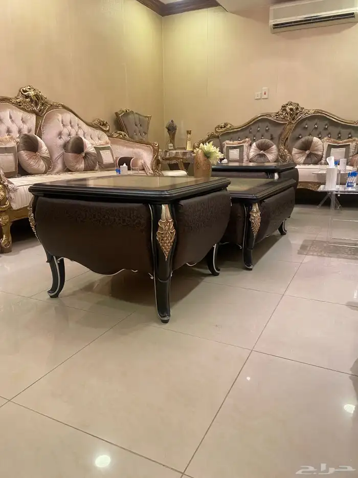 طاولات خدمة شبة جديدة 1