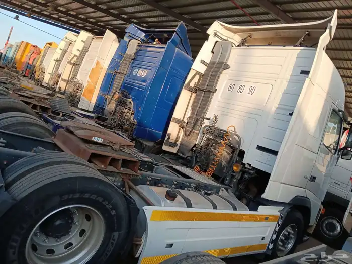 شاحنة فولفو 2006 مقاس 480 - Volvo trucks - كود A405 4