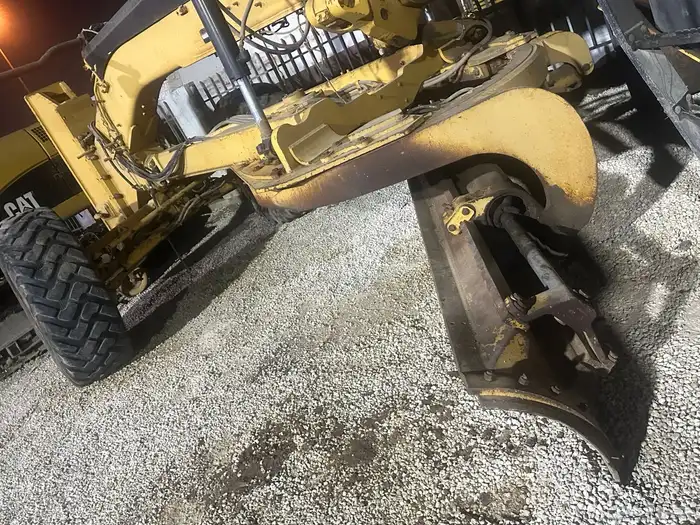 قريدر جريدر كريدر 14M قطع غيار تشليح 10