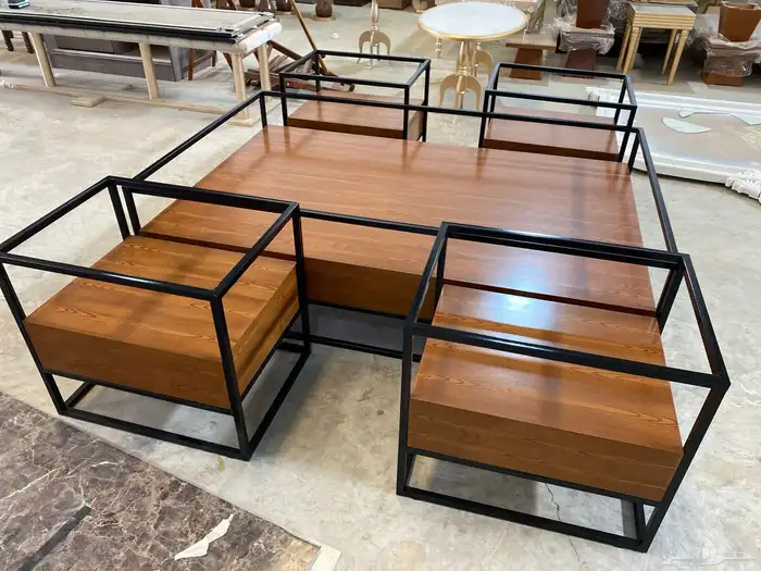 متخصصون في كافة الاعمال الخشبية طاولات غرف ابواب 17