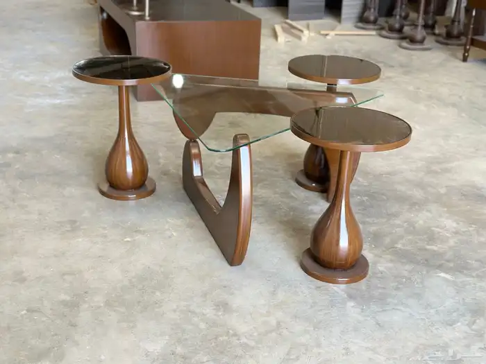 متخصصون في كافة الاعمال الخشبية طاولات غرف ابواب 6