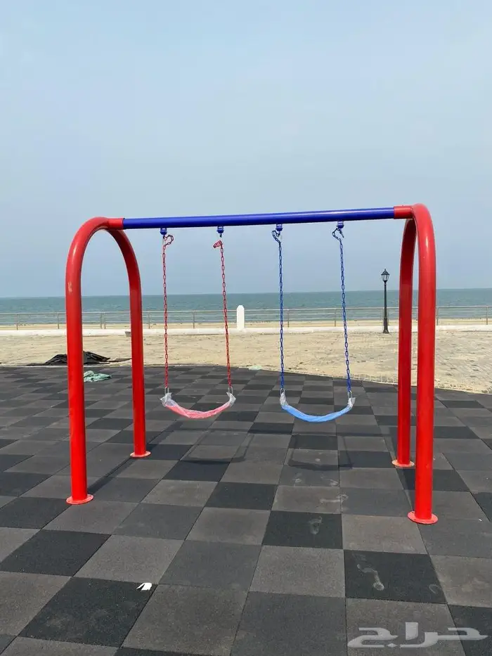 العاب كبيره ومتوسطه وصغير ومراجيح ودوار 8