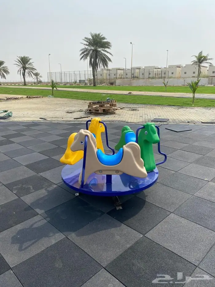 العاب كبيره ومتوسطه وصغير ومراجيح ودوار 9