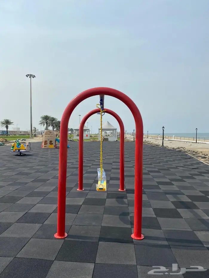 العاب كبيره ومتوسطه وصغير ومراجيح ودوار 12