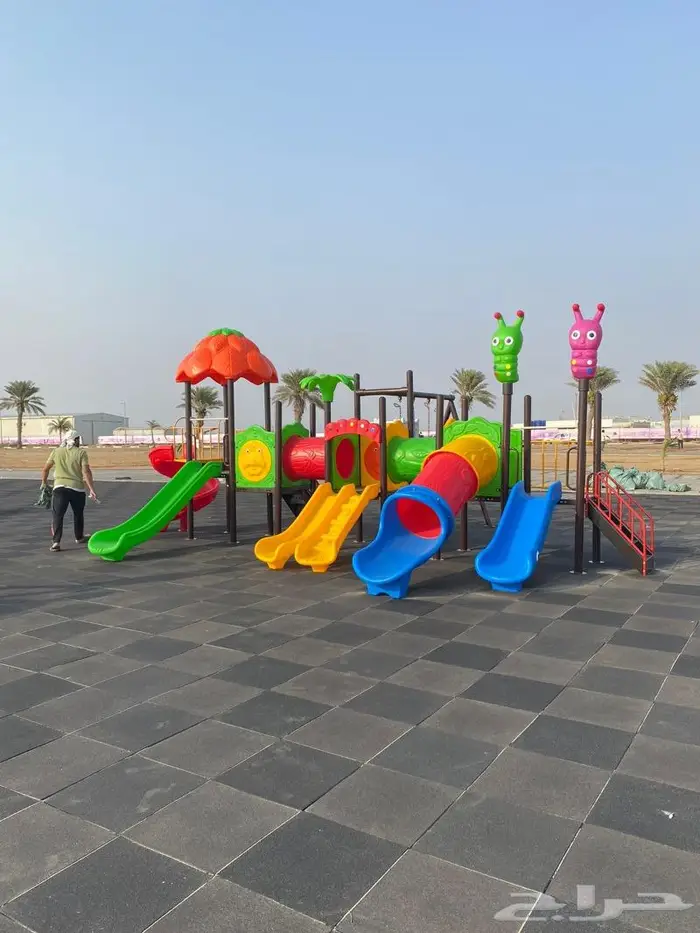 العاب كبيره ومتوسطه وصغير ومراجيح ودوار 17