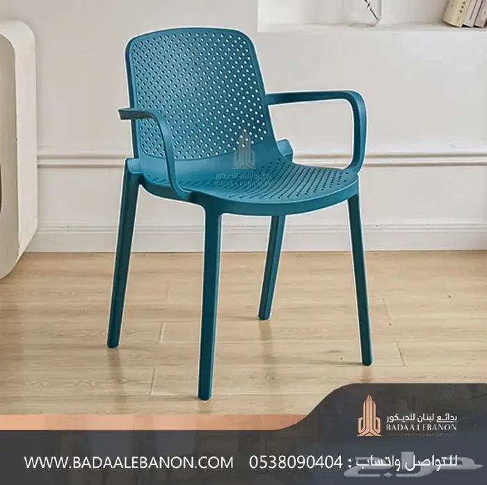 كراسي مطاعم و كافيهات فاخرة فايبر وبلاستيك ضد الكسر 57