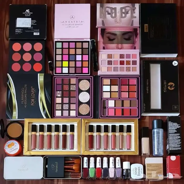 طقم مكياج جوده عاليه 0