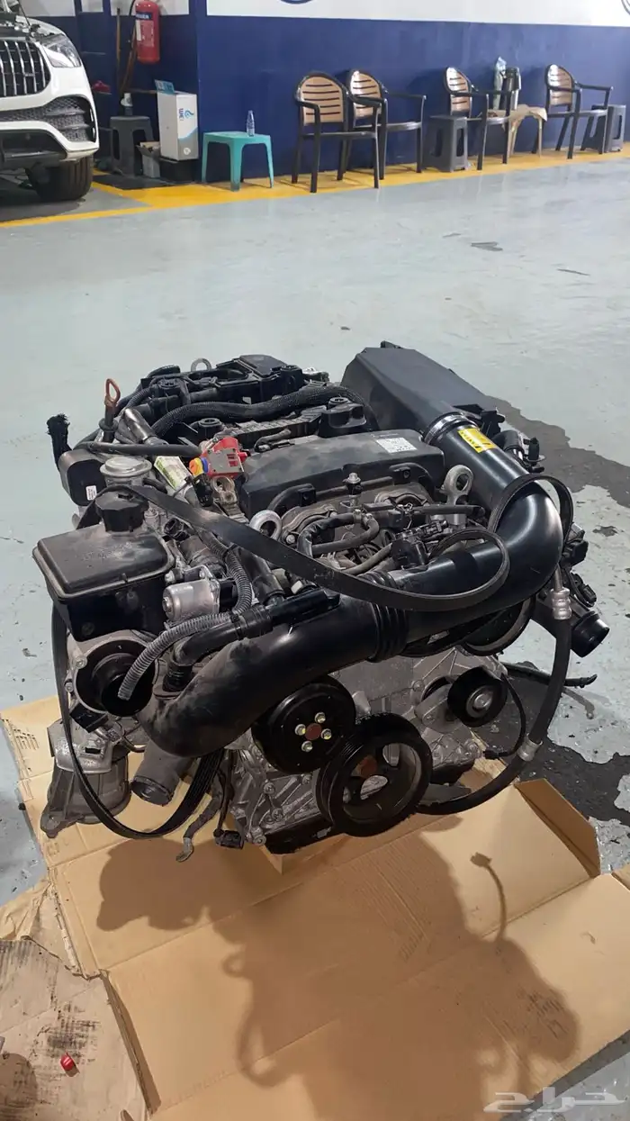 للبيع مكينة مرسيدس C200 من موديل 2010 الى 2014 الكمية محدودة 1